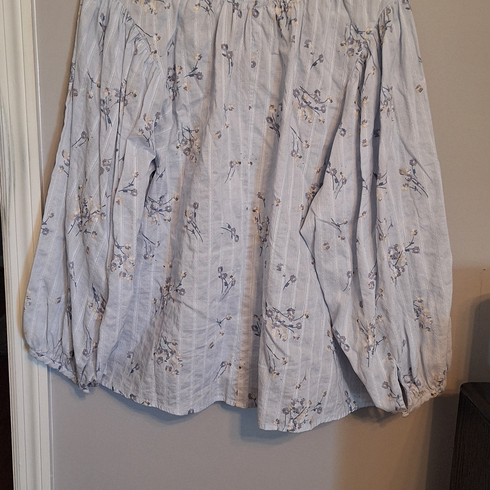 a.n.a Light Blue Floral Blouse Bundle 2 For $10 - Picture 2 of 4